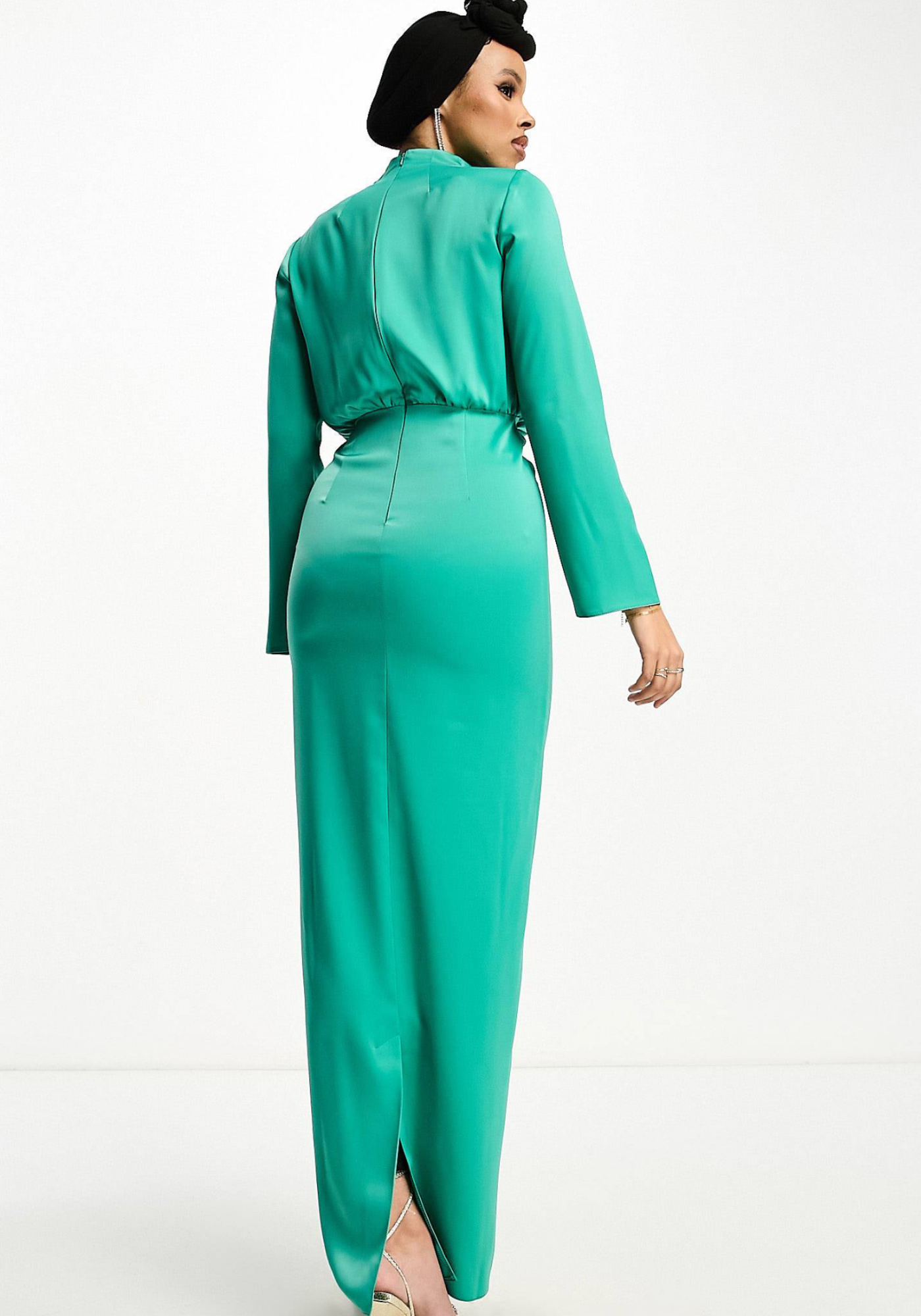Robe longue plissée