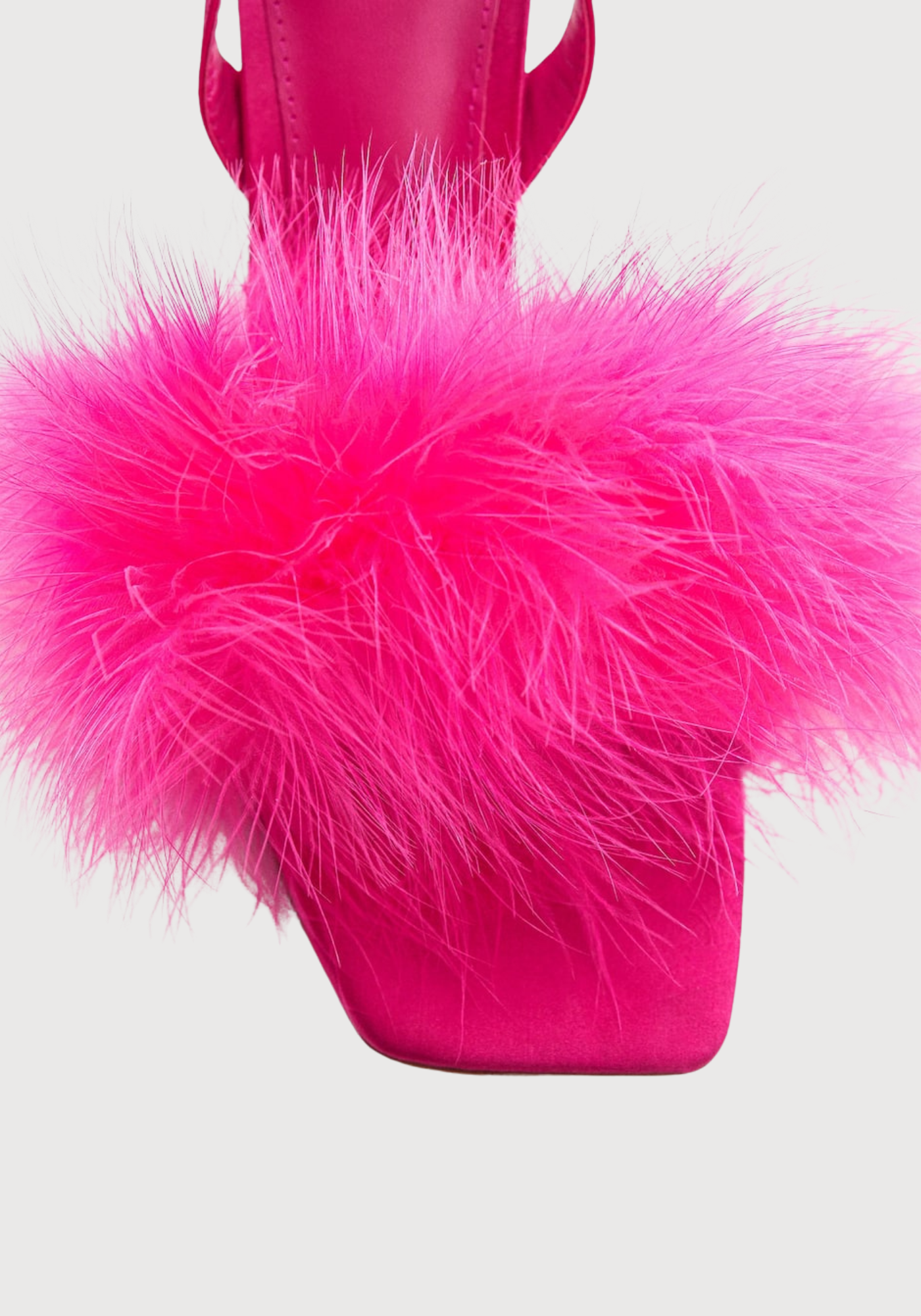 Sandales plumes