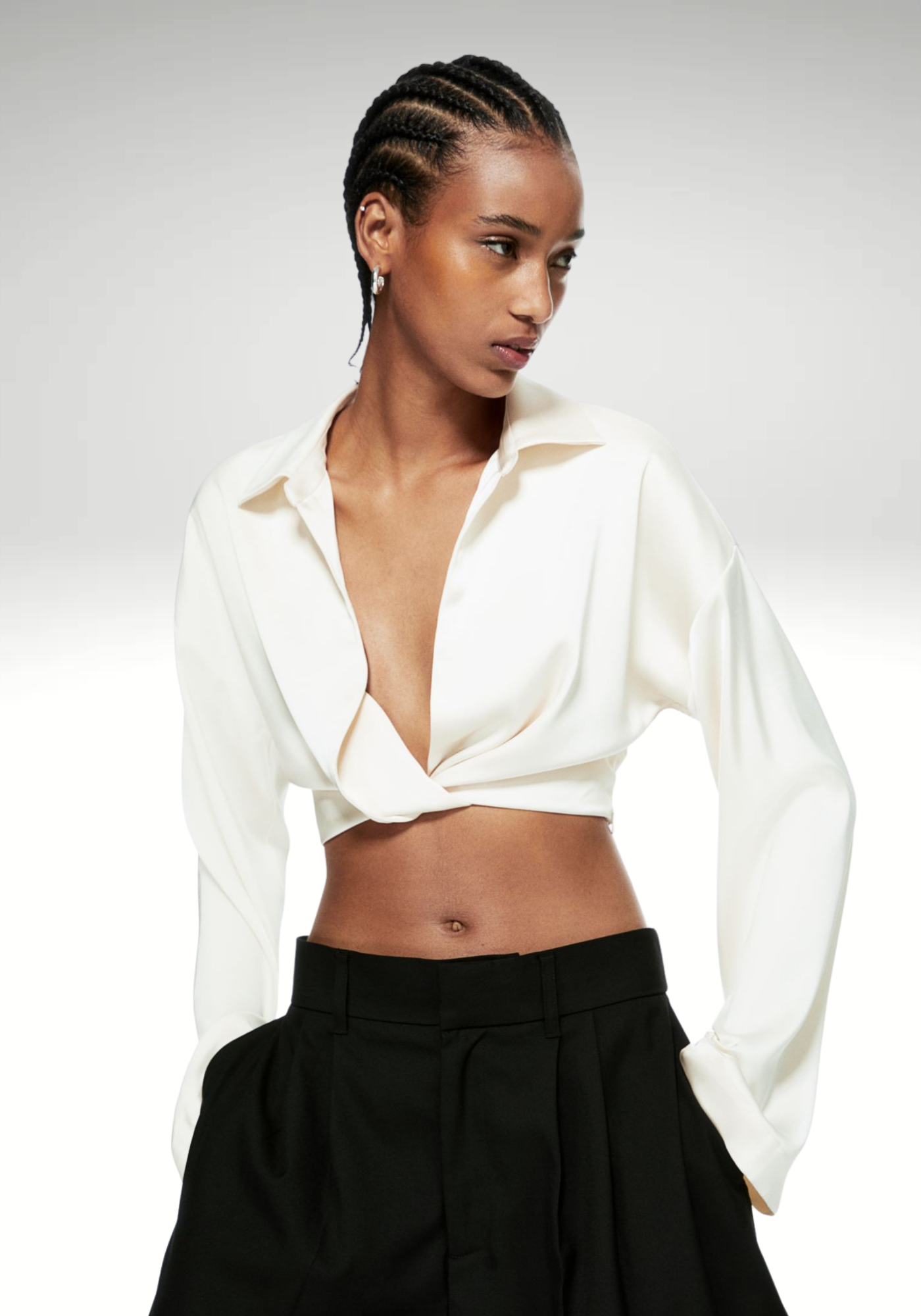 Blouse courte en satin